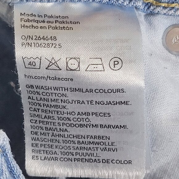 PICK 3 FOR $20 H&M Light Wash Blue Cut Off Denim High Rise Distress Shorts Sz 4 - Picture 4 of 7